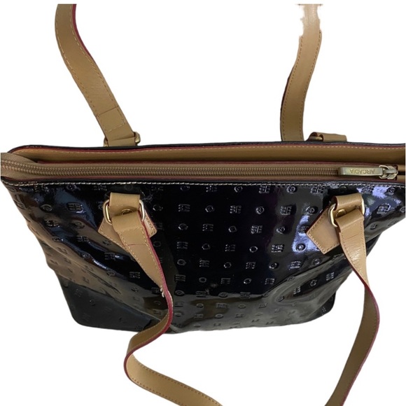 Arcadia Black Leather Zipper Double Handle Inner Pockets Shoulder Bag - Picture 4 of 8